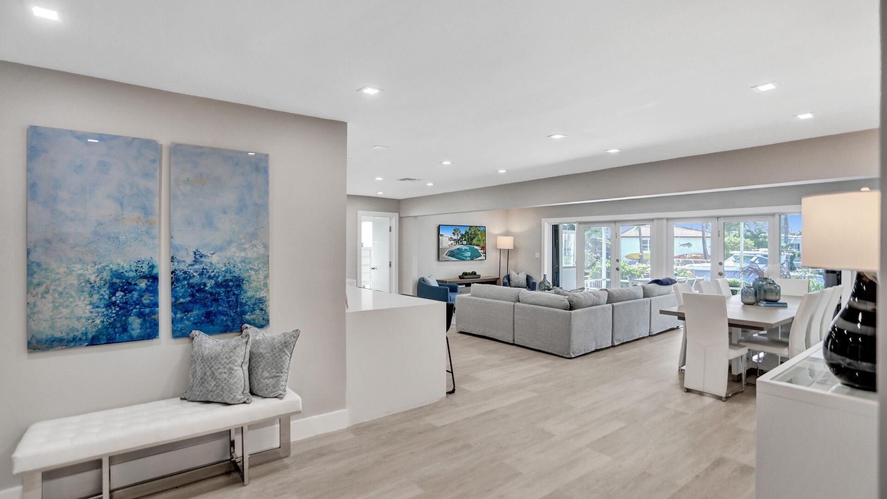 Photo of Livingroom in Garden Isles