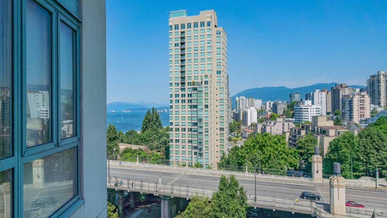 Photo of Patio Balcony in Downtown Vancouver
