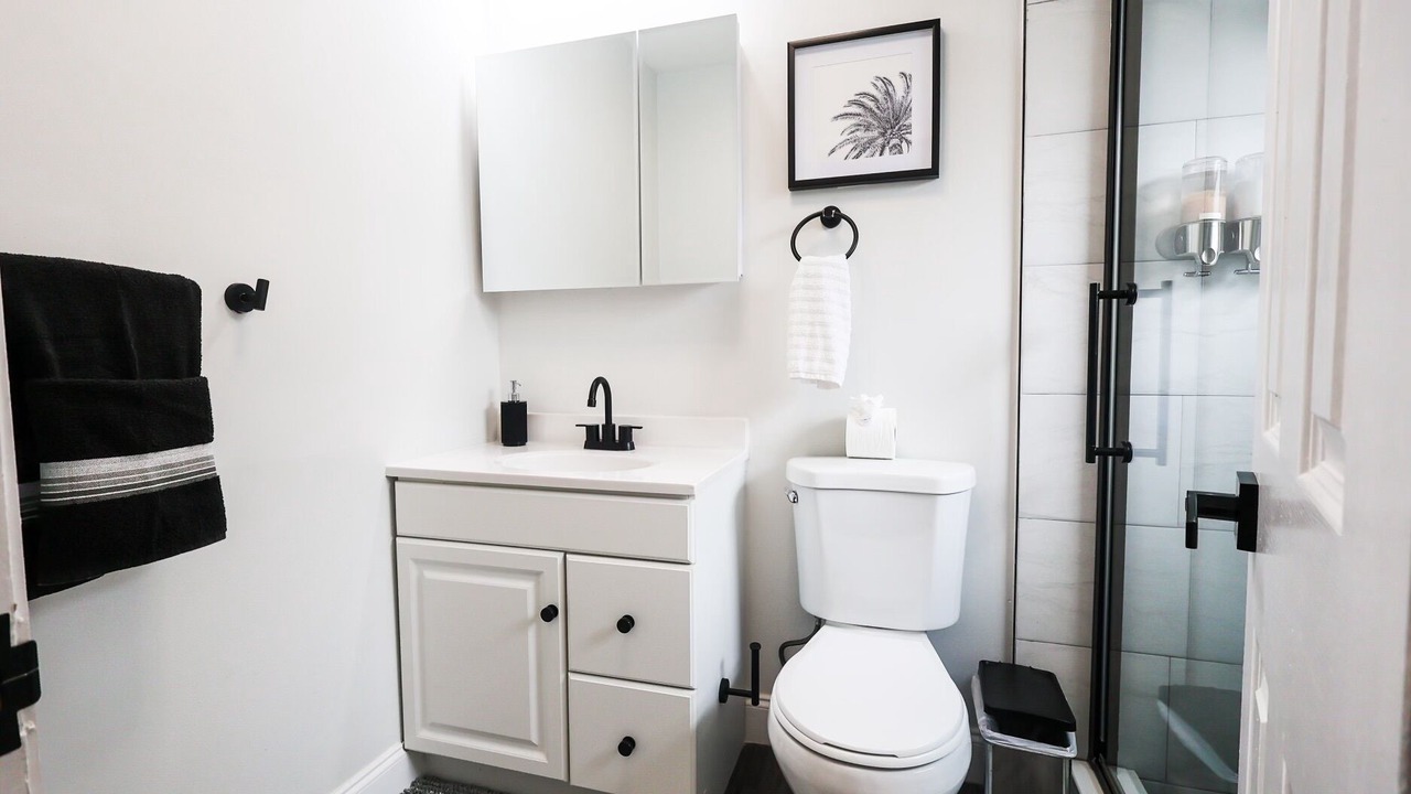 Photo of Bathroom in Sandalfoot Cove