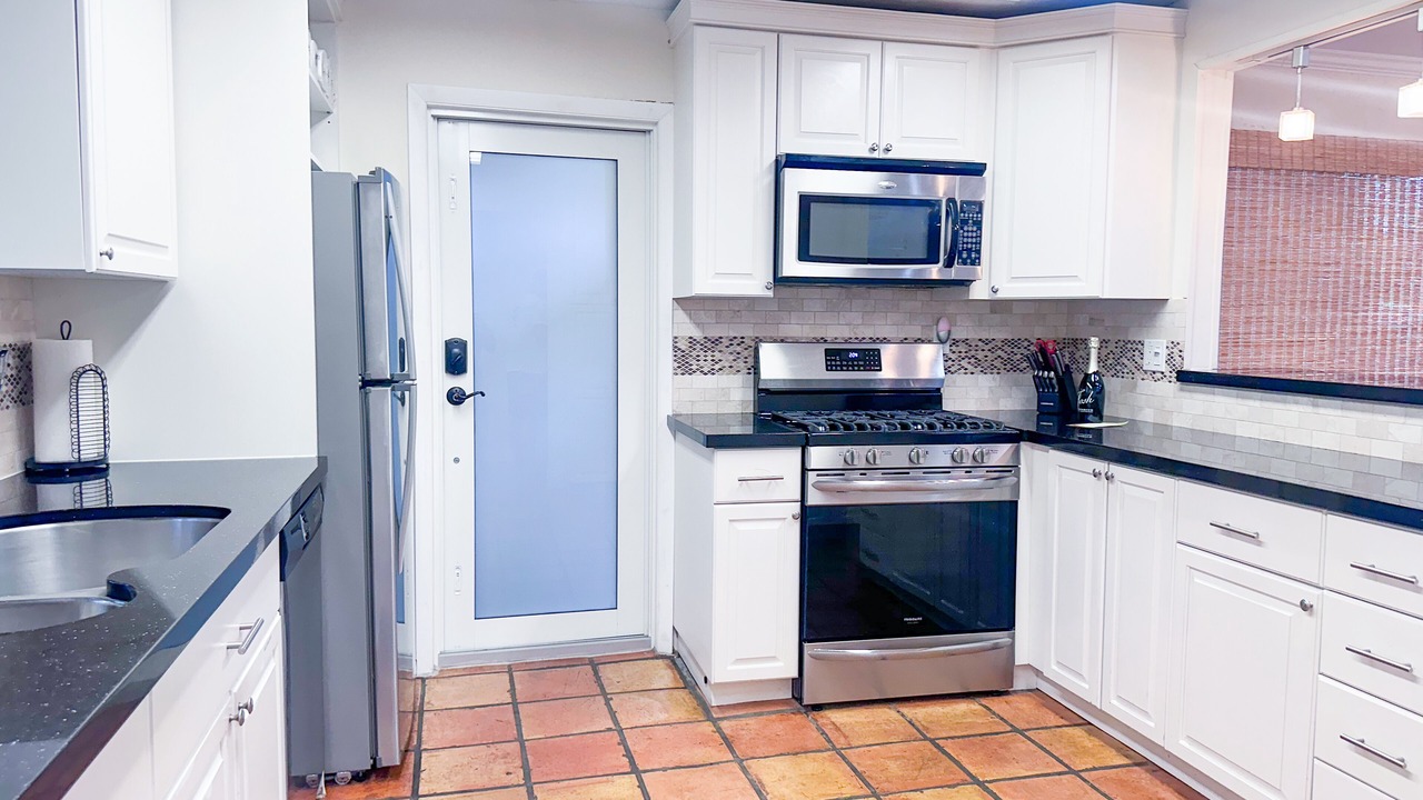Photo of Kitchen in Citrus Isles