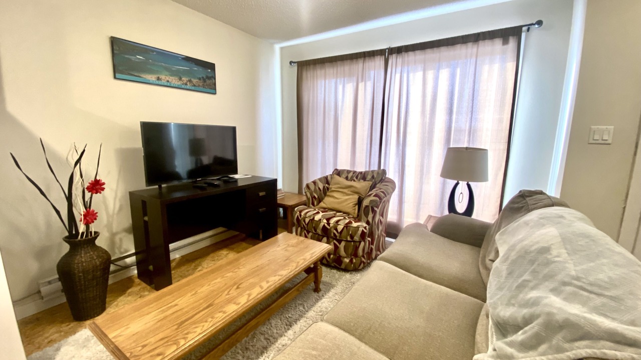 Photo of Livingroom in Fort Saskatchewan