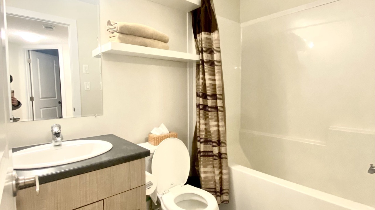 Photo of Bathroom in Fort Saskatchewan