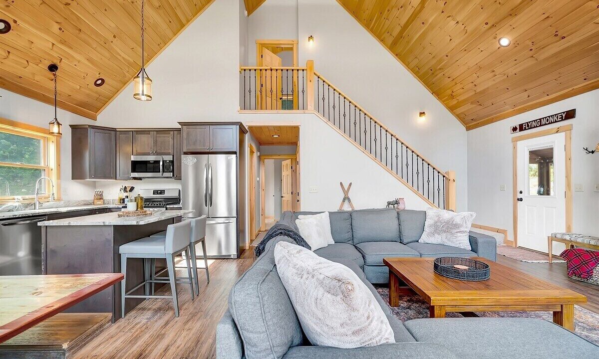 Photo of Livingroom in Sunday River Area
