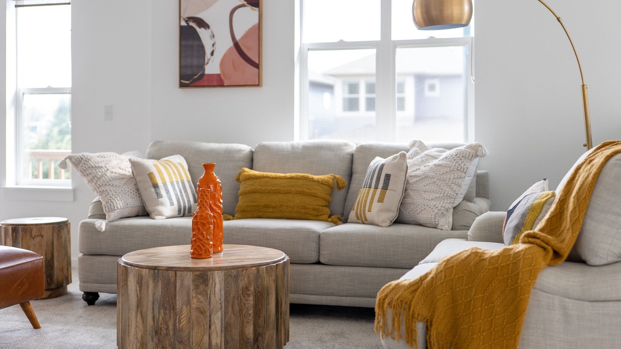 Photo of Livingroom in Stapleton