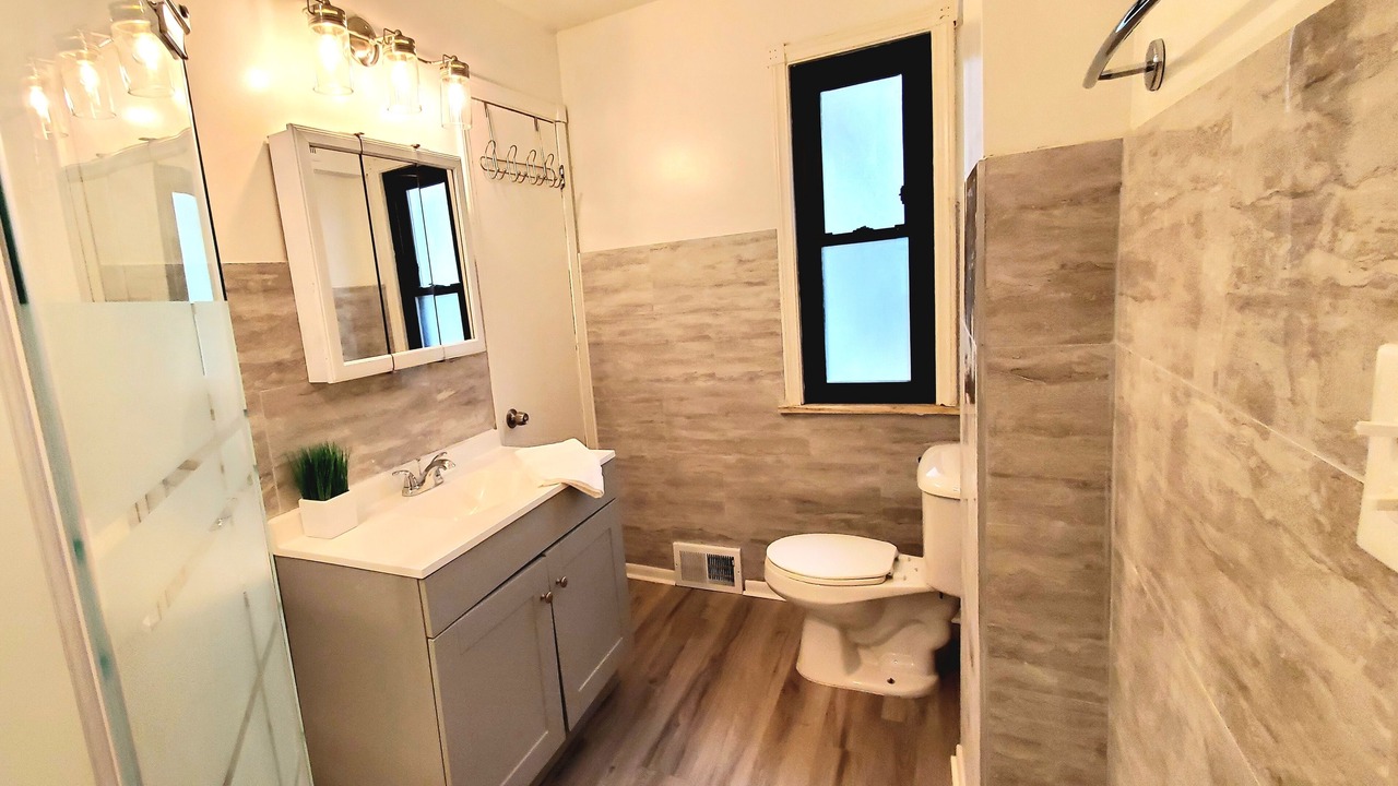 Photo of Bathroom in Euclid