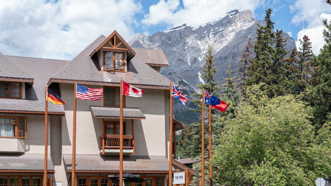 Photo of Others in Banff