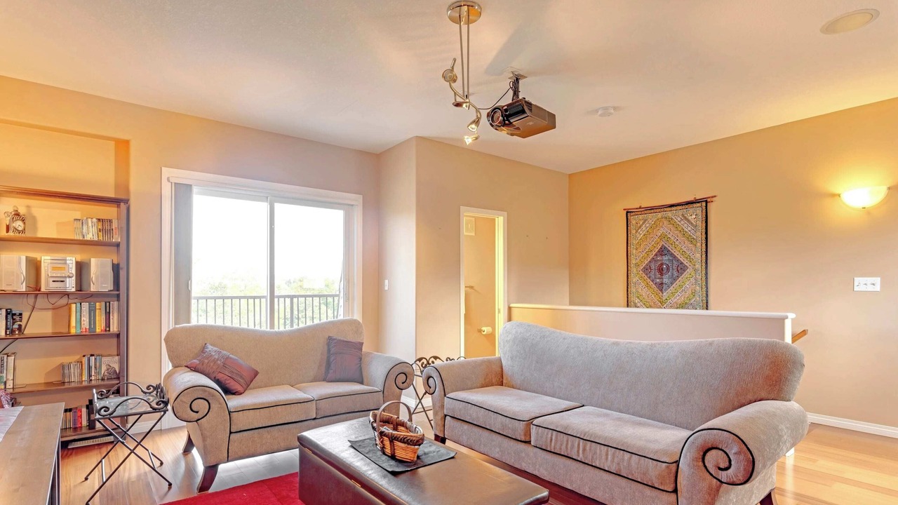 Photo of Livingroom in Edmonton