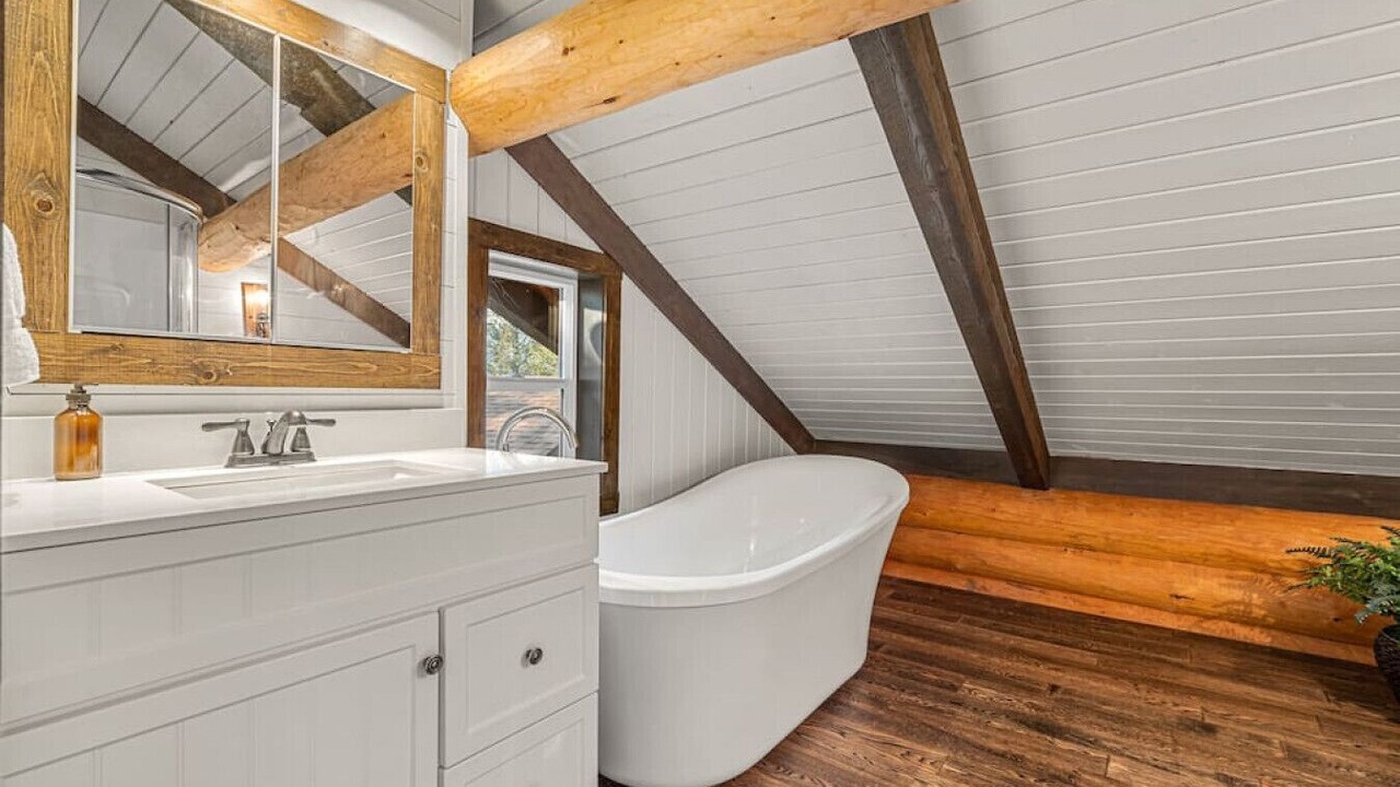 Photo of Bathroom in East Kootenay