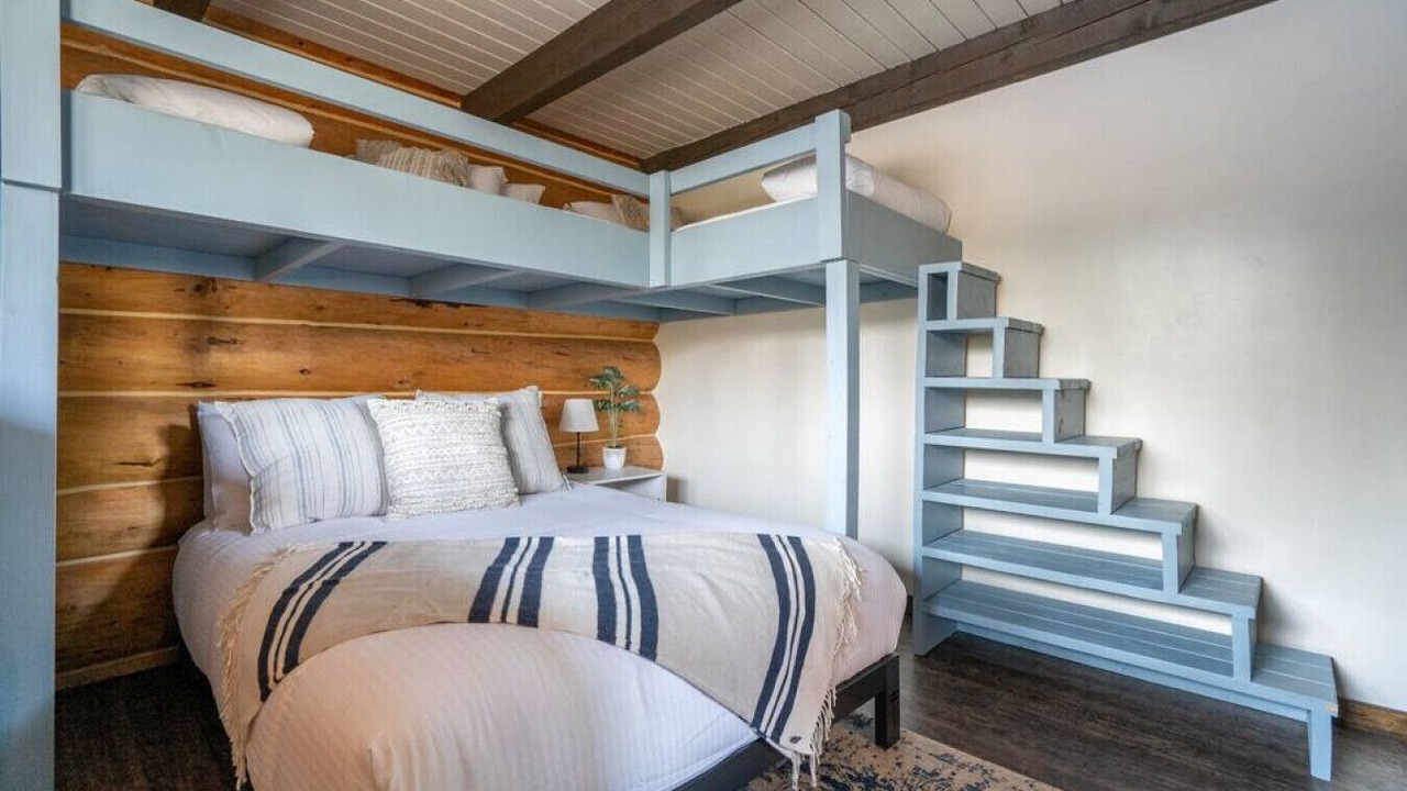 Photo of Bedroom in East Kootenay