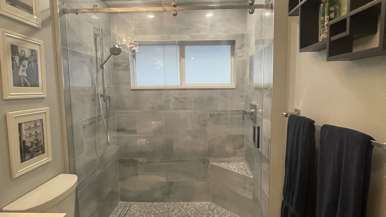 Photo of Bathroom in Tropic Palms