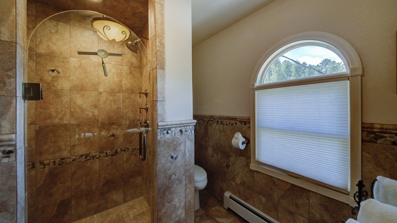 Photo of Bathroom in Deadwood