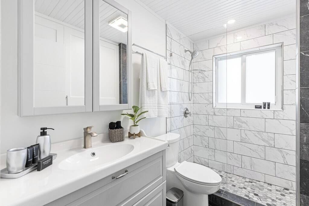 Photo of Bathroom in Lighthouse Point