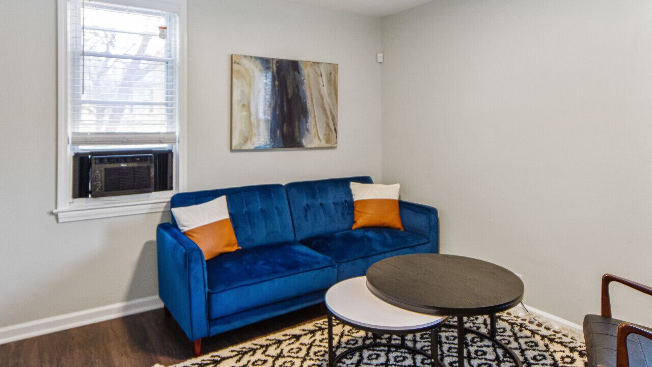 Photo of Livingroom in Little Italy
