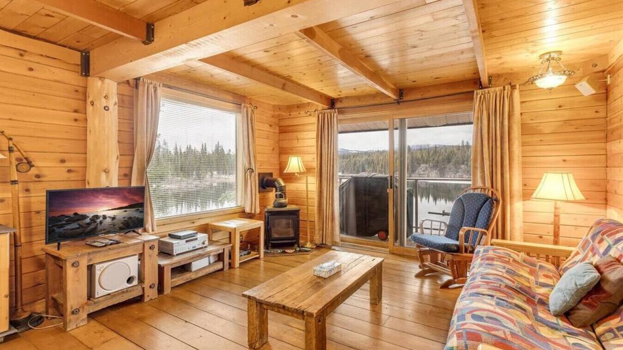 Photo of Livingroom in Idabel Lake