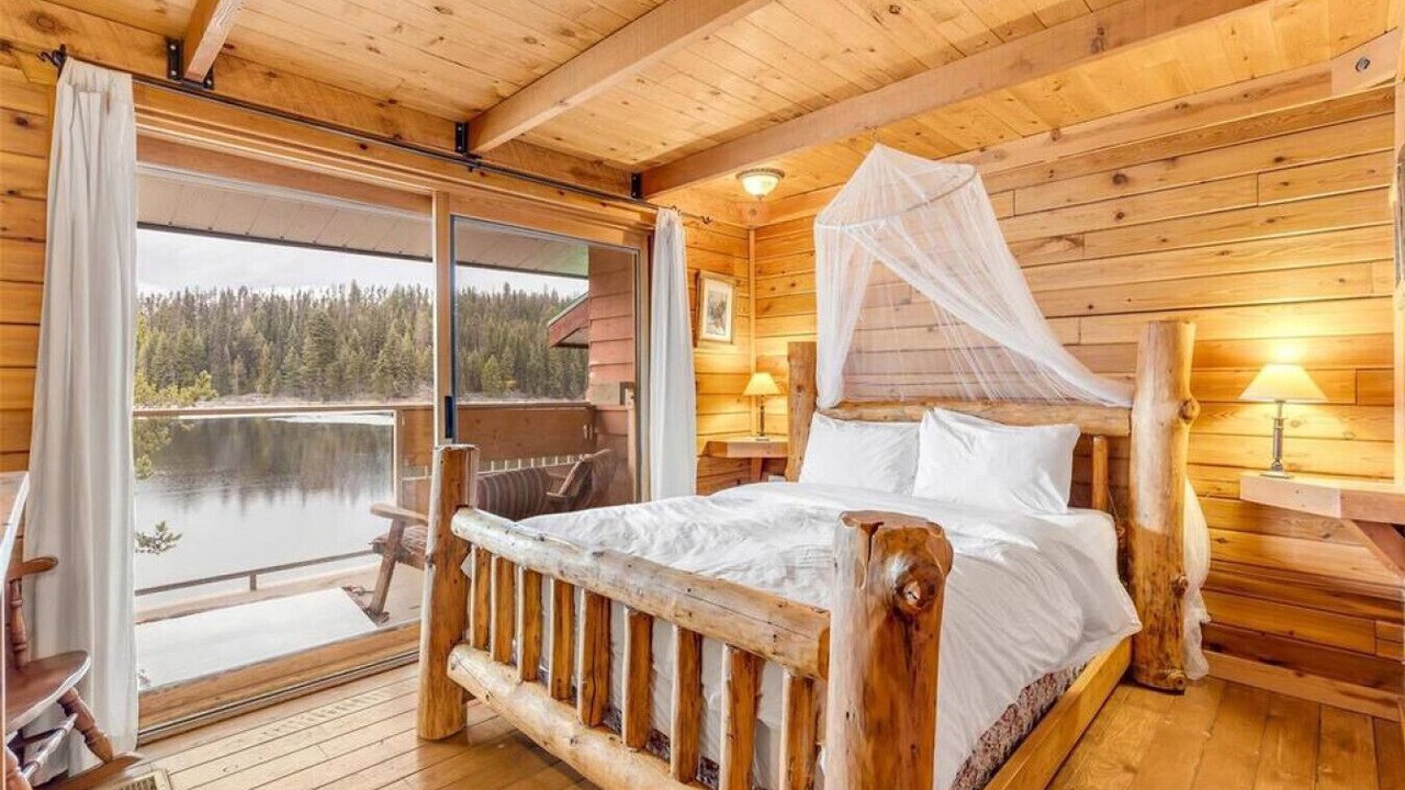 Photo of Bedroom in Idabel Lake