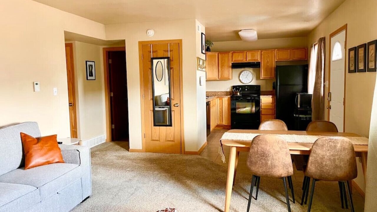Photo of Livingroom in Laramie