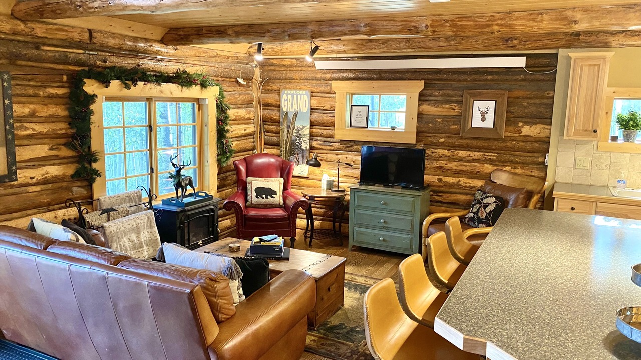 Photo of Livingroom in Grand Lake