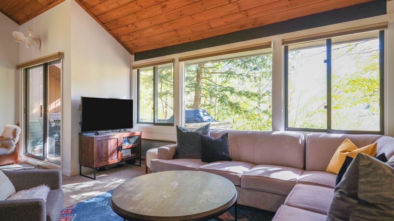 Photo of Livingroom in Lincoln
