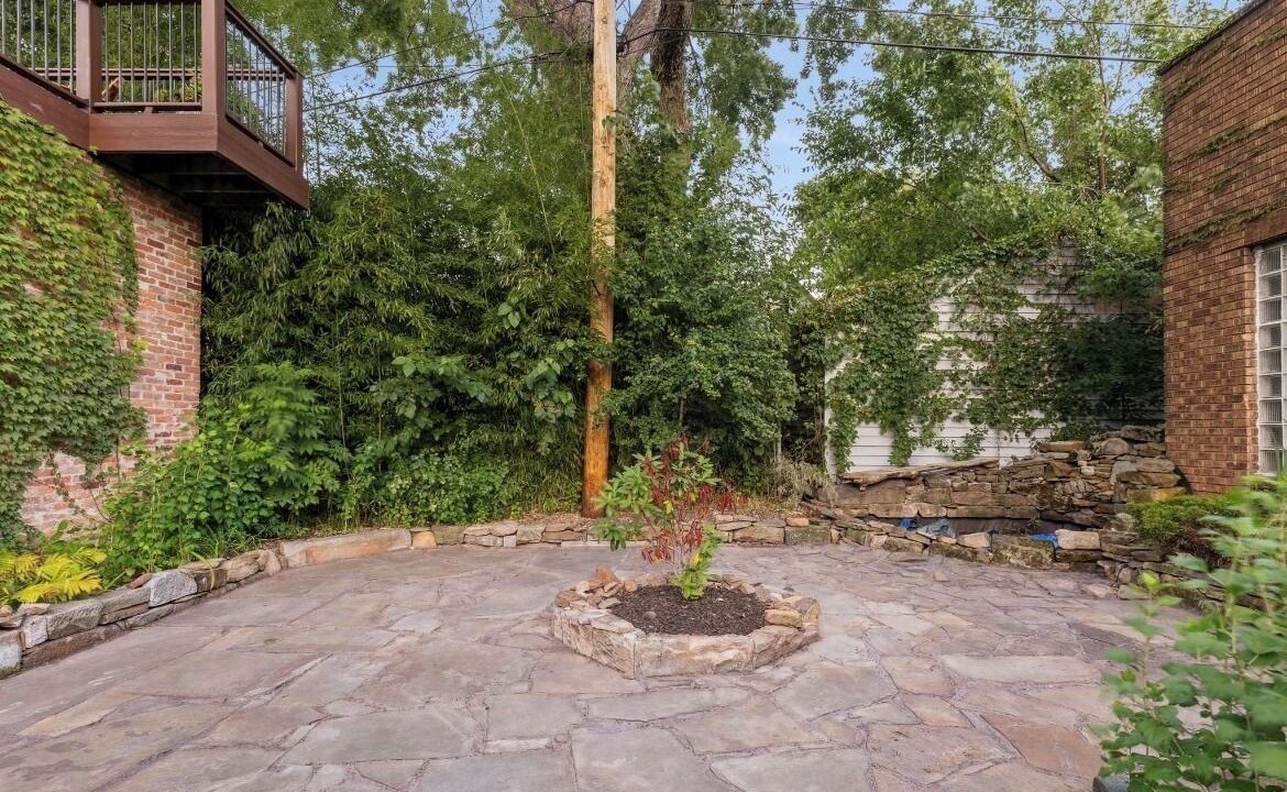 Photo of Outdoor in Detroit - Shoreway