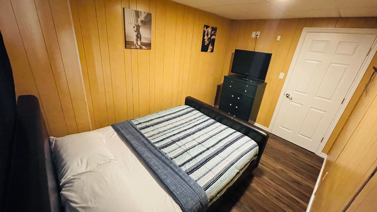 Photo of Bedroom in Northwest Edmonton