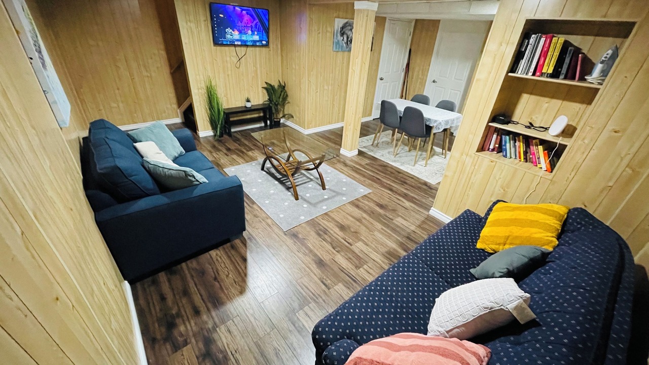 Photo of Livingroom in Northwest Edmonton