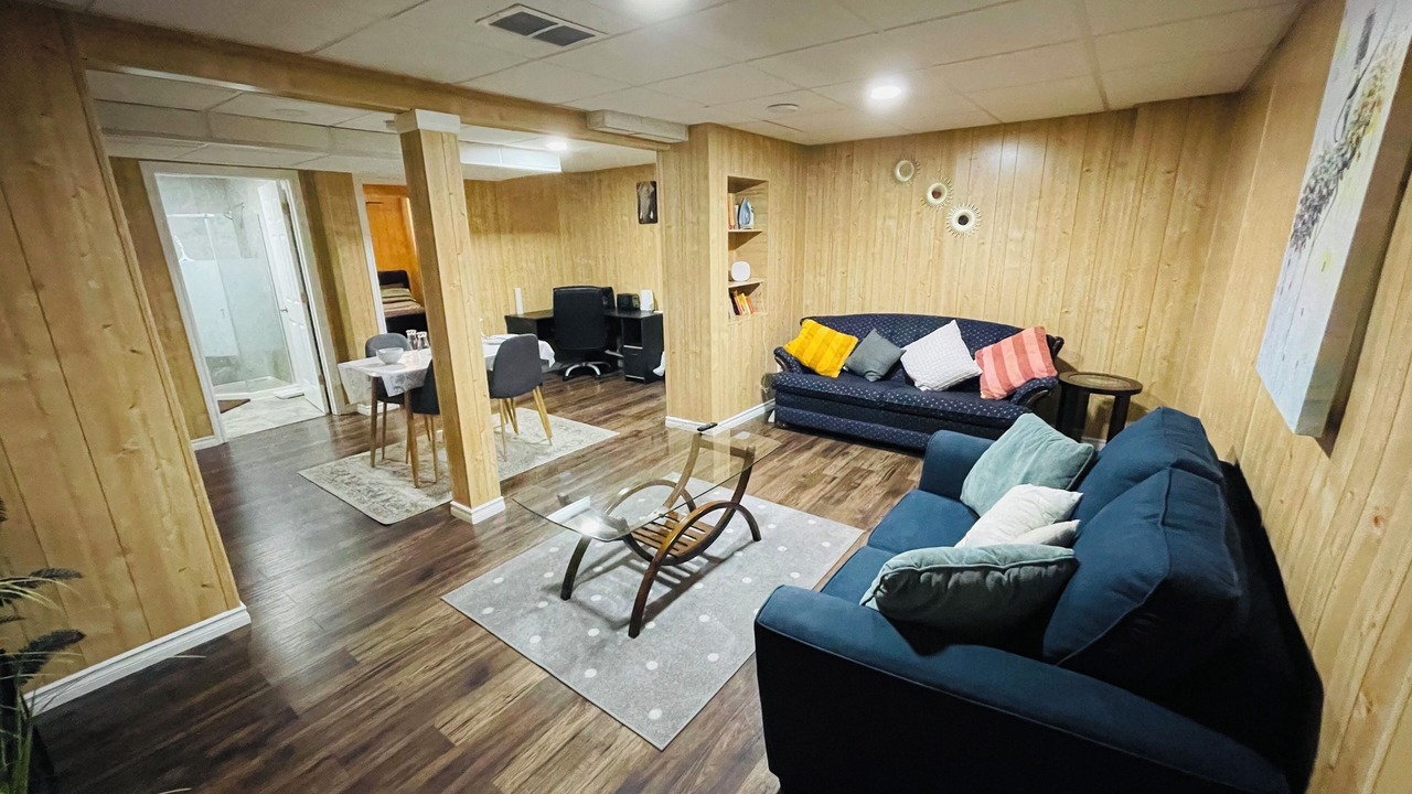 Photo of Livingroom in Northwest Edmonton