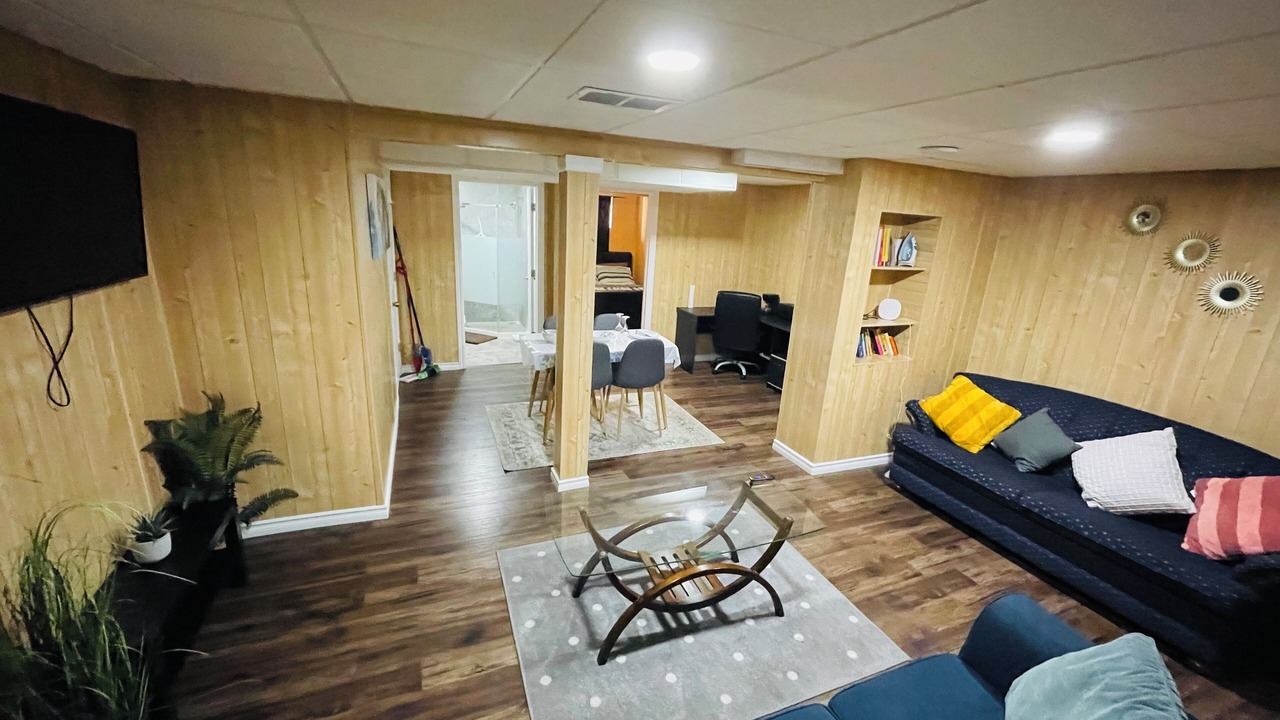 Photo of Livingroom in Northwest Edmonton