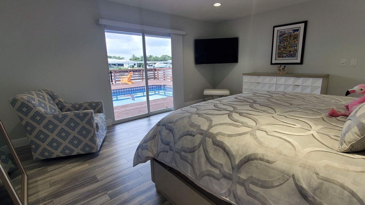Photo of Bedroom in Deerfield Beach