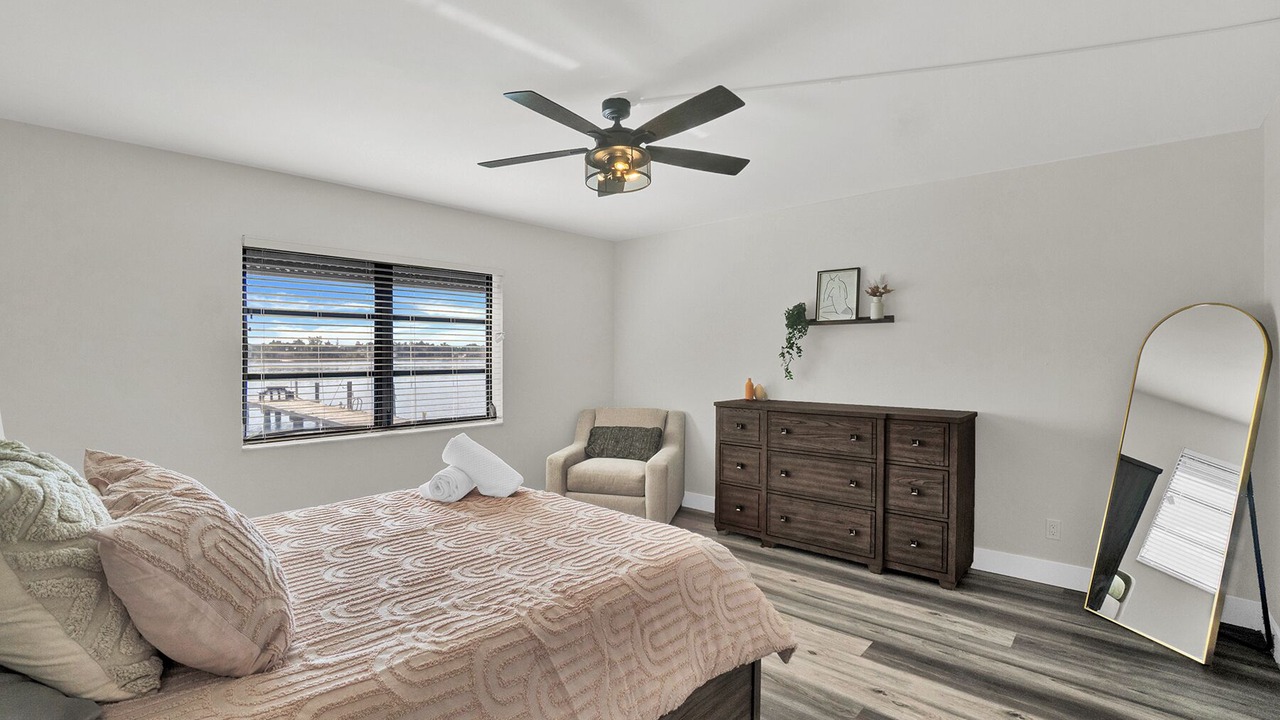 Photo of Bedroom in Lantana