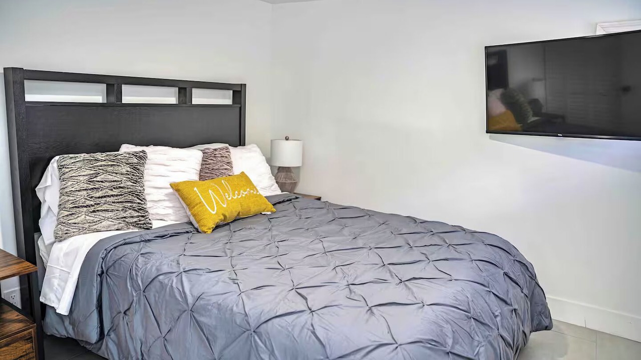 Photo of Bedroom in Pompano Beach