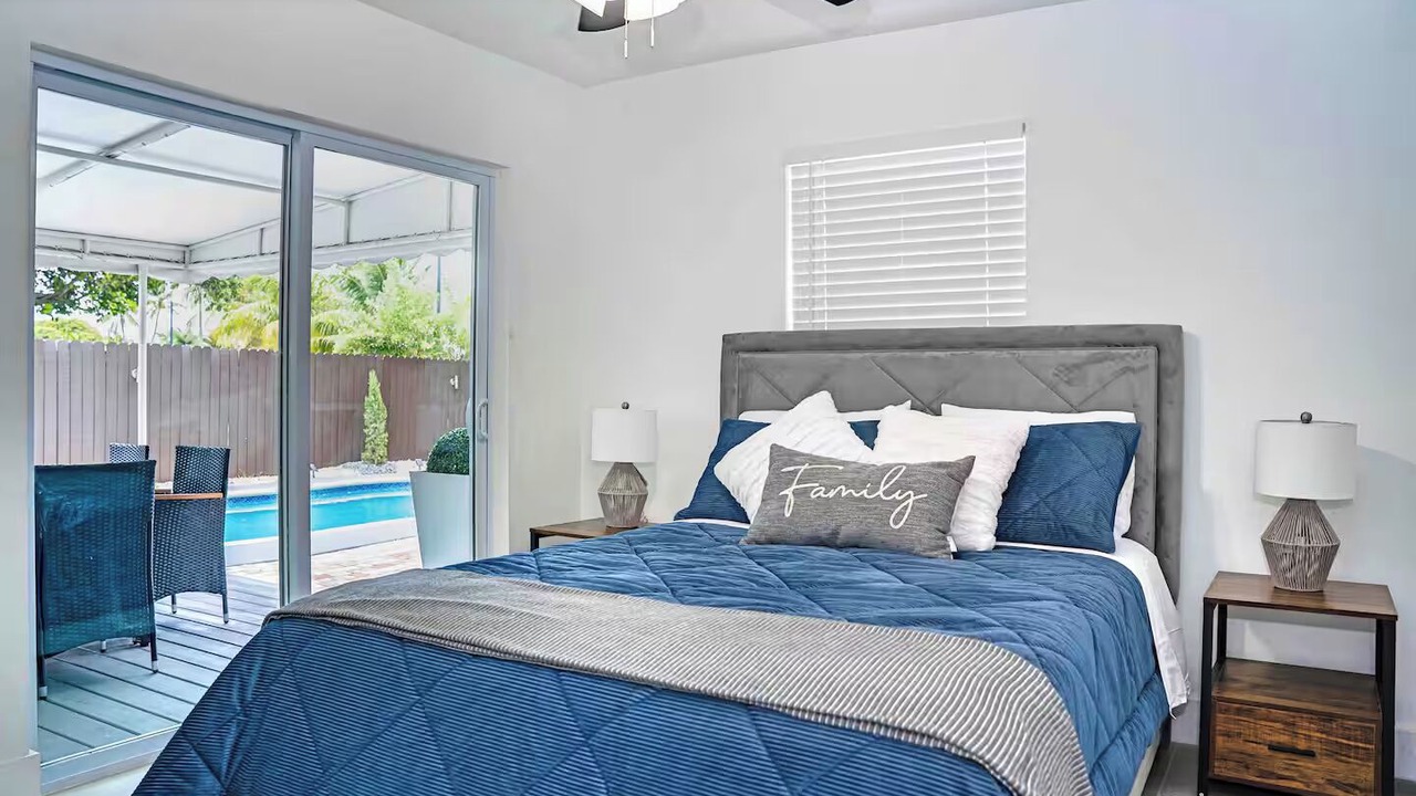 Photo of Bedroom in Pompano Beach