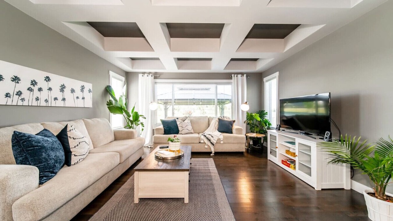 Photo of Livingroom in Southeast Edmonton