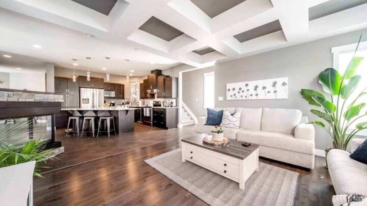 Photo of Livingroom in Southeast Edmonton