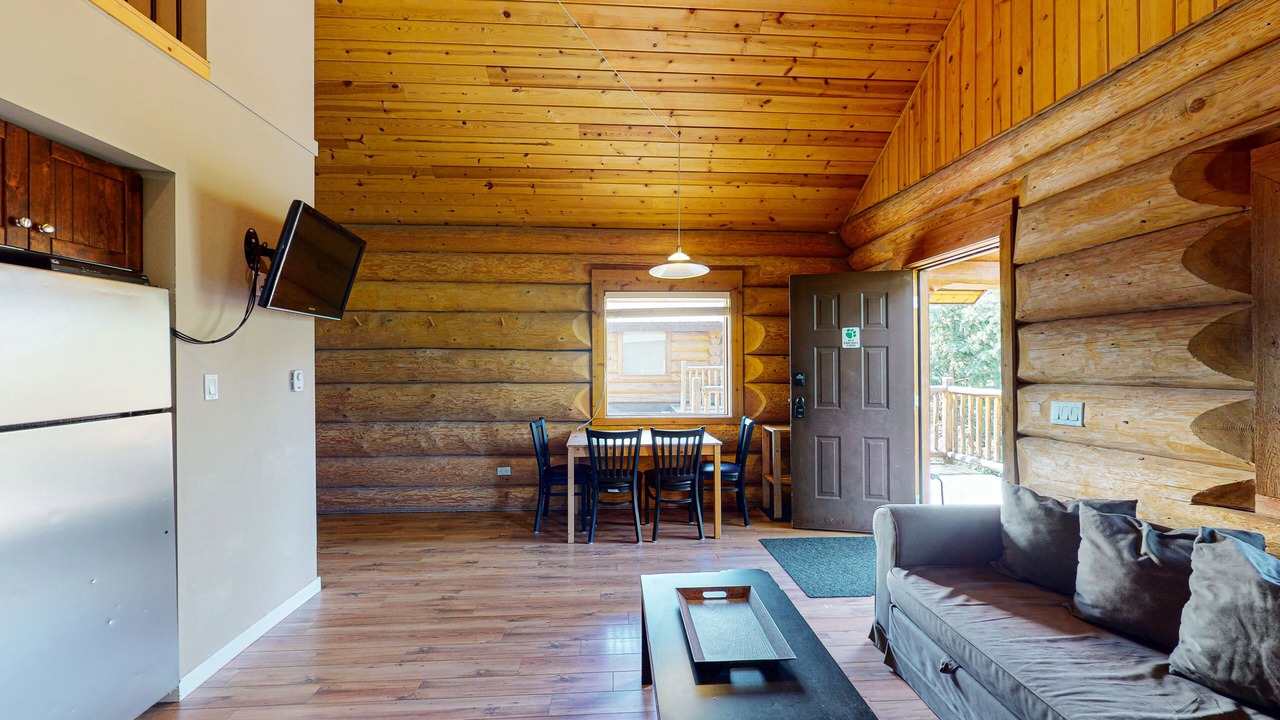 Photo of Livingroom in Lac Le Jeune