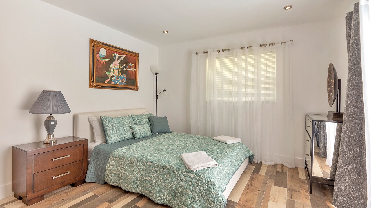 Photo of Bedroom in Pompano Beach