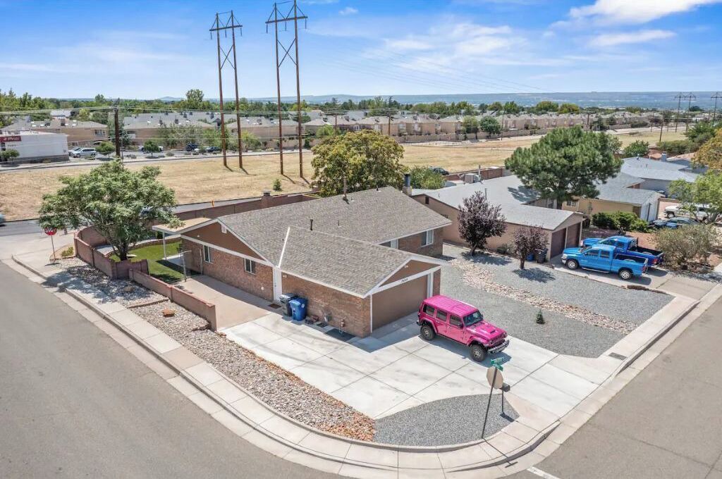 Photo of Outdoor in Northeast Heights