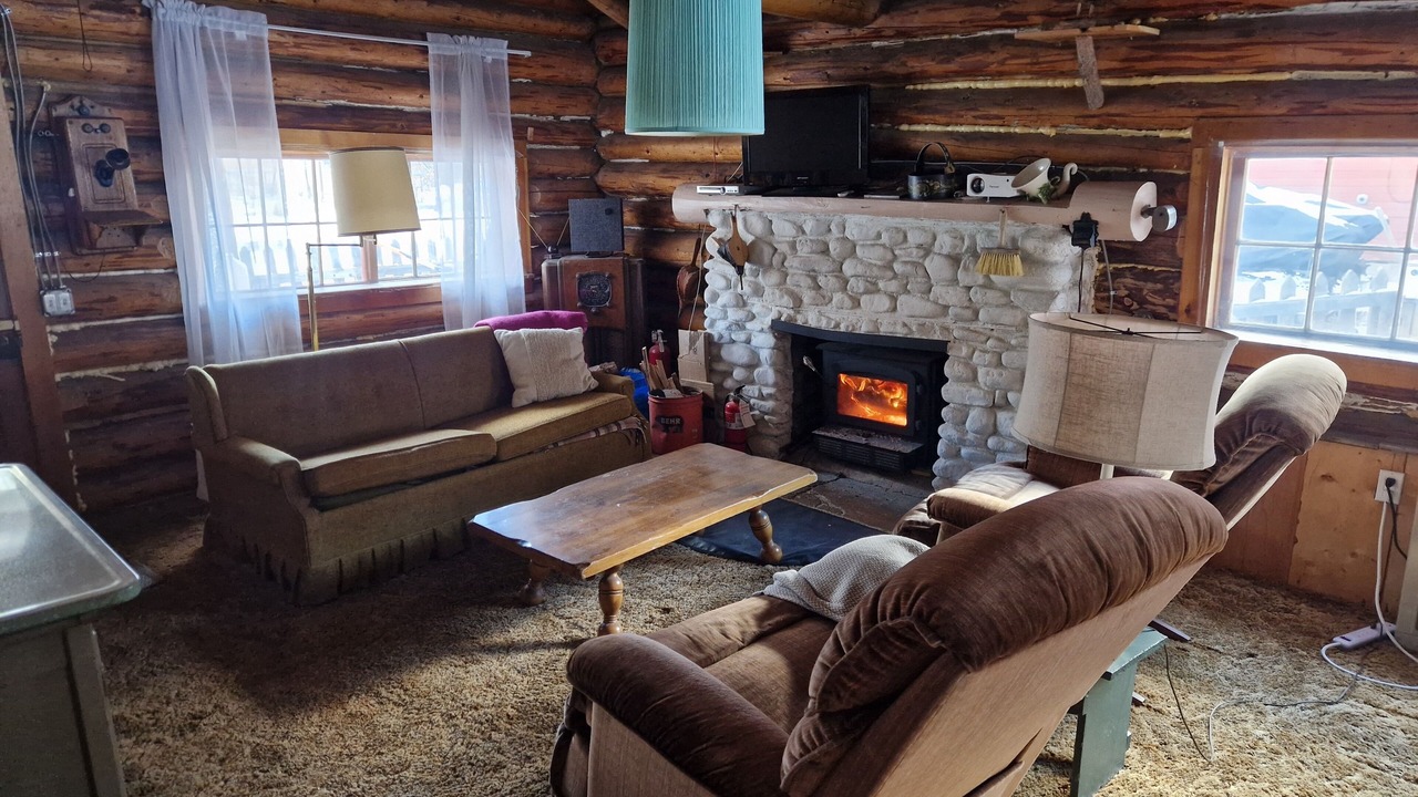 Photo of Livingroom in Lake City