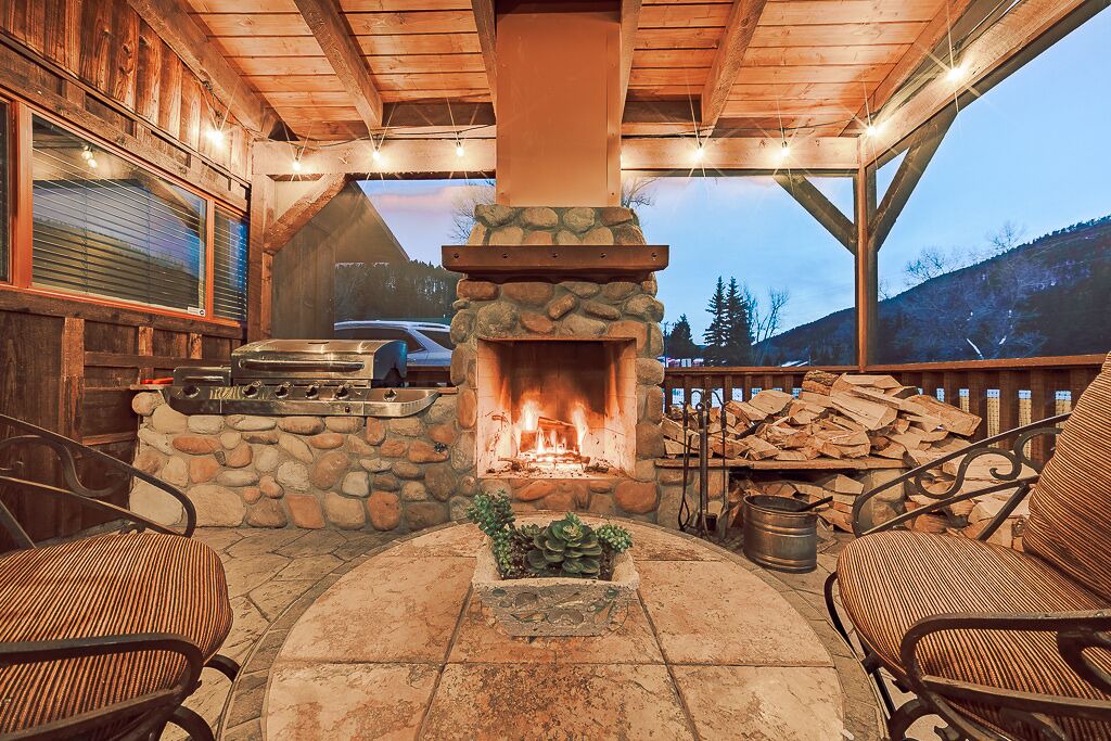 Photo of Livingroom in Red River