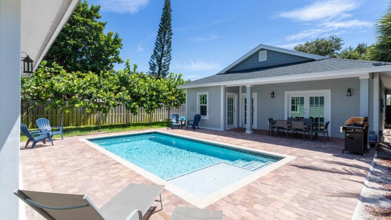 Photo of Outdoor in Parrot Cove