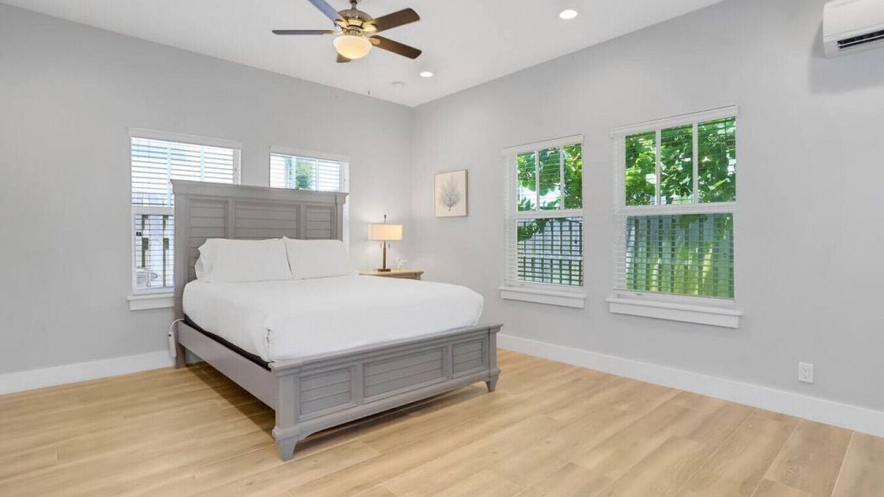 Photo of Bedroom in Parrot Cove