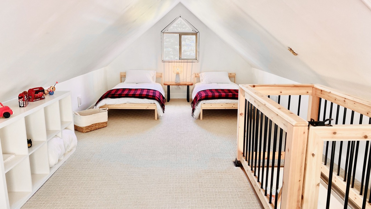 Photo of Bedroom in Okanagan-Similkameen