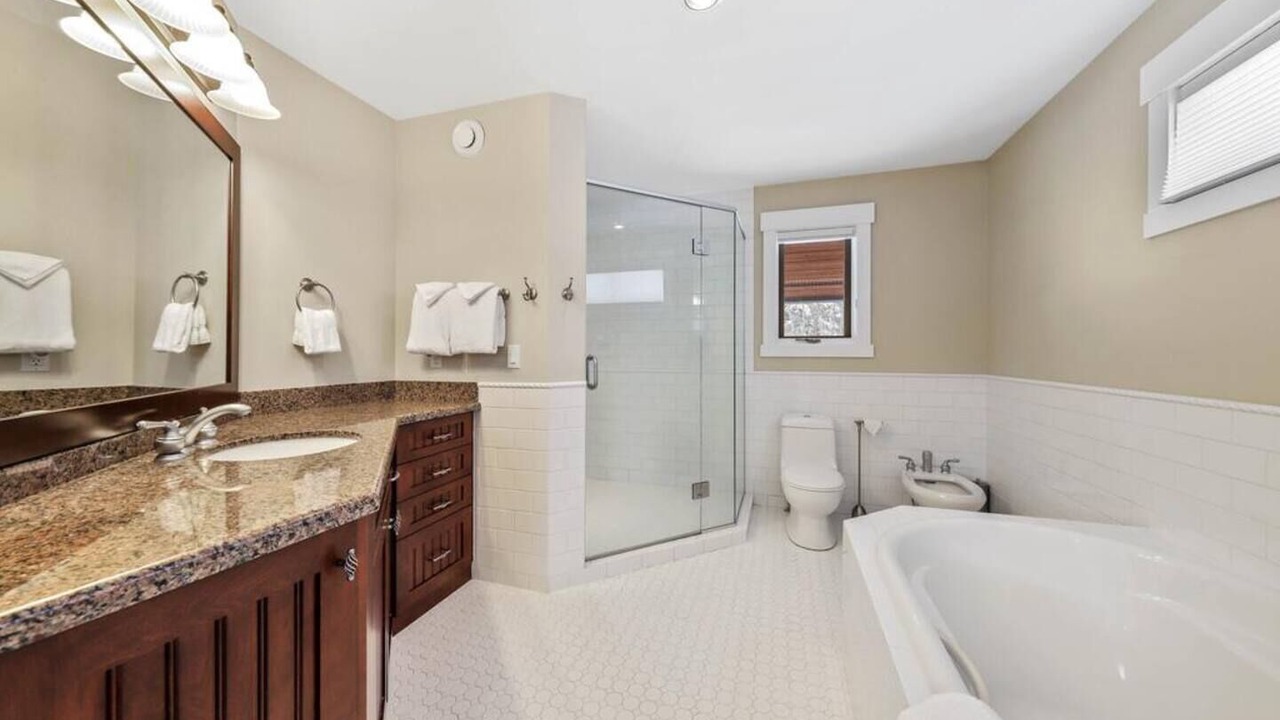 Photo of Bathroom in Sun Peaks