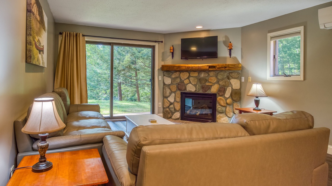 Photo of Livingroom in Jackson