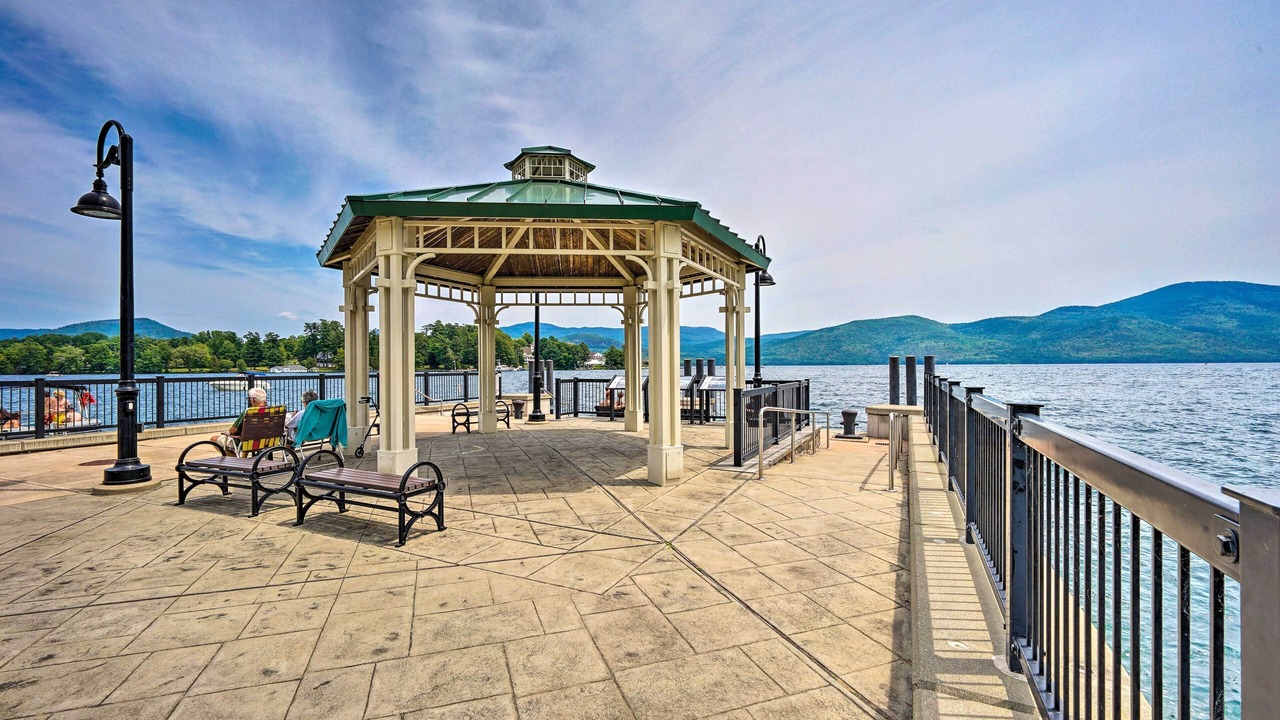 Photo of Patio Balcony in Bolton Landing