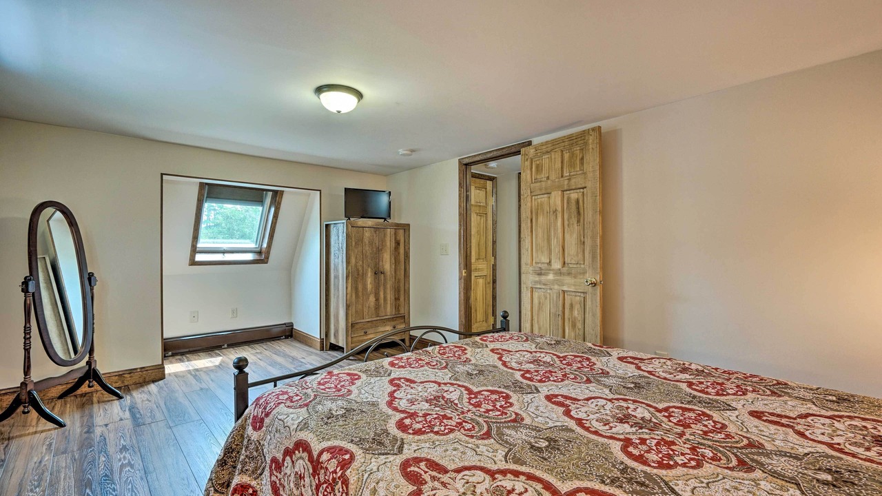 Photo of Bedroom in Bolton Landing