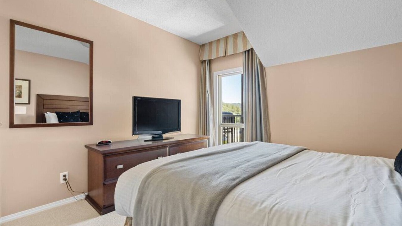 Photo of Bedroom in East Kootenay