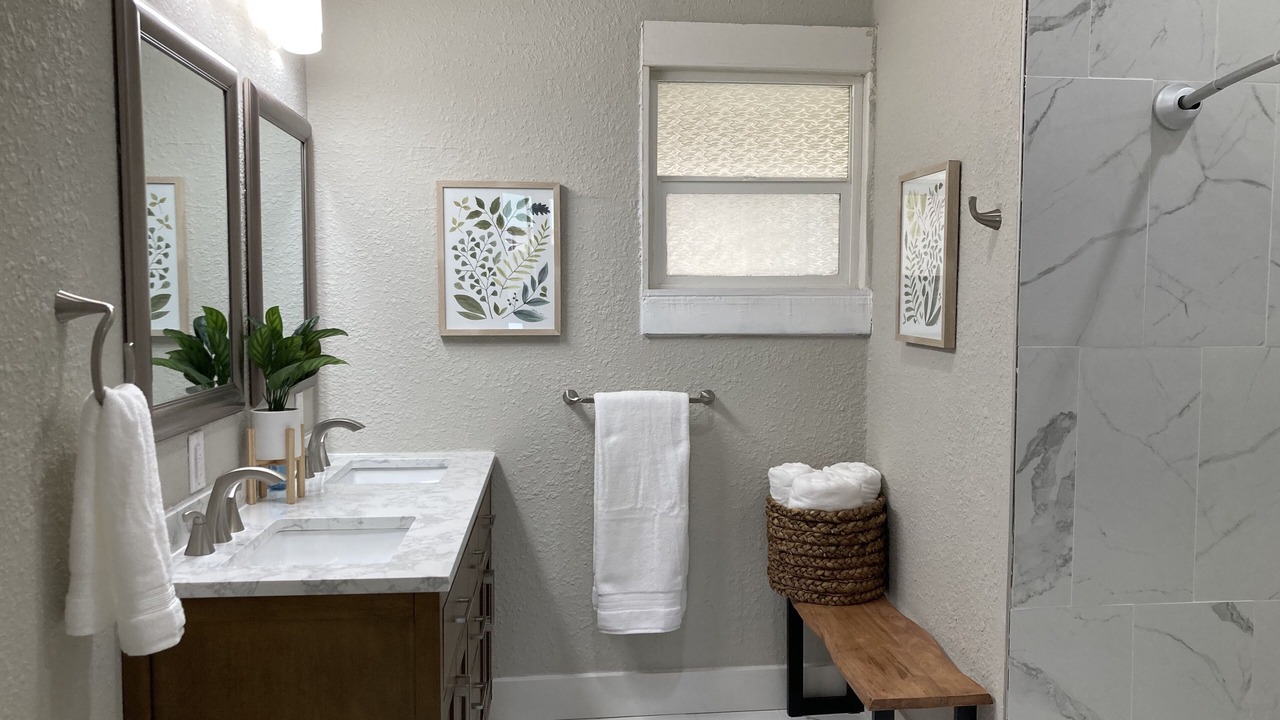 Photo of Bathroom in Del Norte
