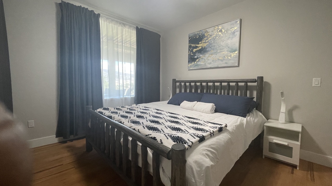Photo of Bedroom in Okanagan-Similkameen