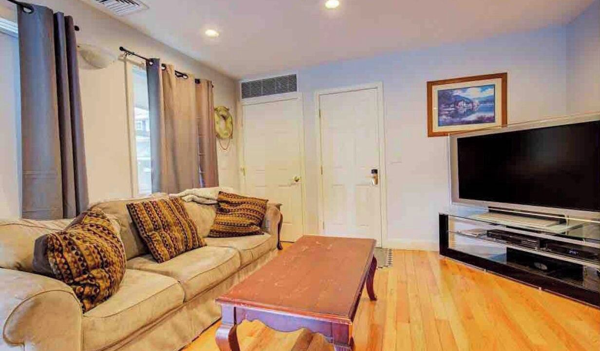 Photo of Bedroom in Moultonborough
