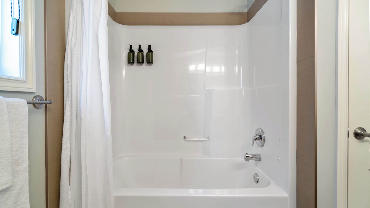 Photo of Bathroom in Sylvan Lake